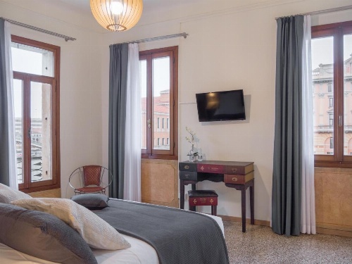 Grand Canal Suite by Wonderful Italy image 18